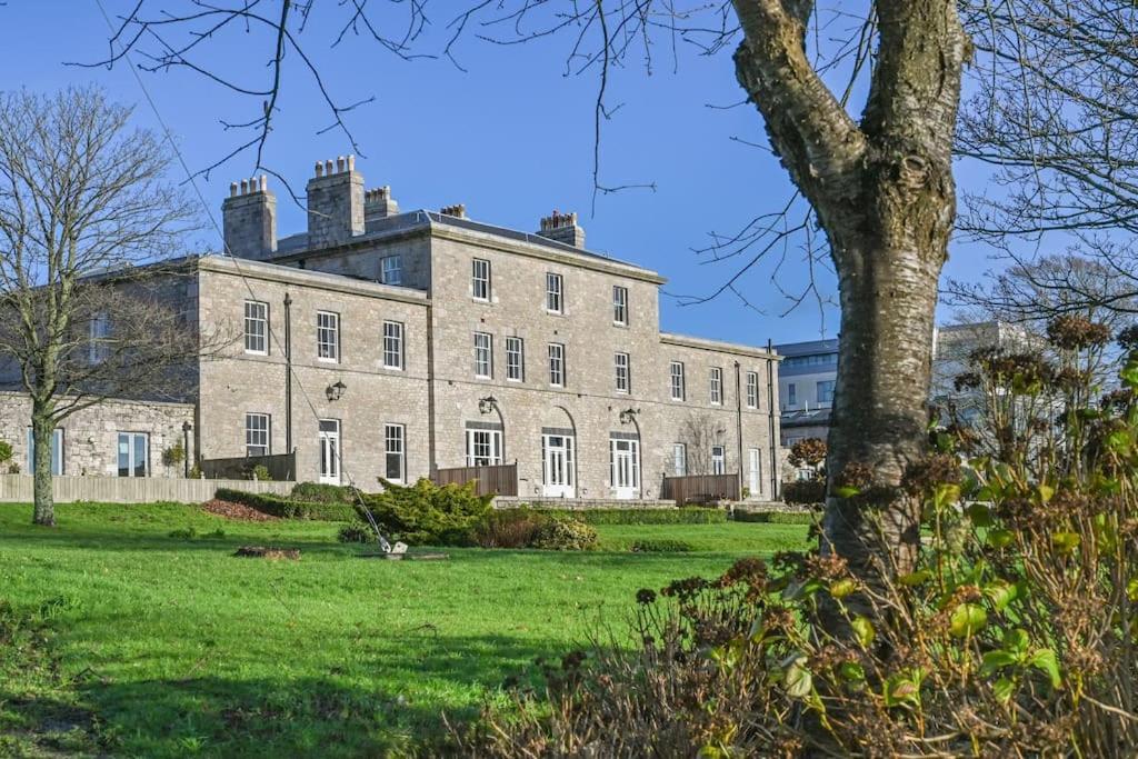 9 Admiralty House Stunning Luxury Apartment With Free Parking Plymouth Exterior foto